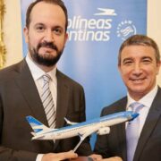 Aerolíneas Argentinas relanzó los vuelos directos a Italia 17