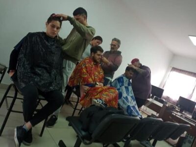 Curso de barbería del Programa Emprender 3
