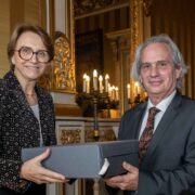 Francia entrega a la Argentina archivos desclasificados sobre violaciones a los derechos humanos en la última dictadura 1